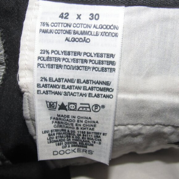 NWT DOCKERS Relaxed Fit Flat Front Comfort Khaki Gray Pants Size W42 - Picture 6 of 8